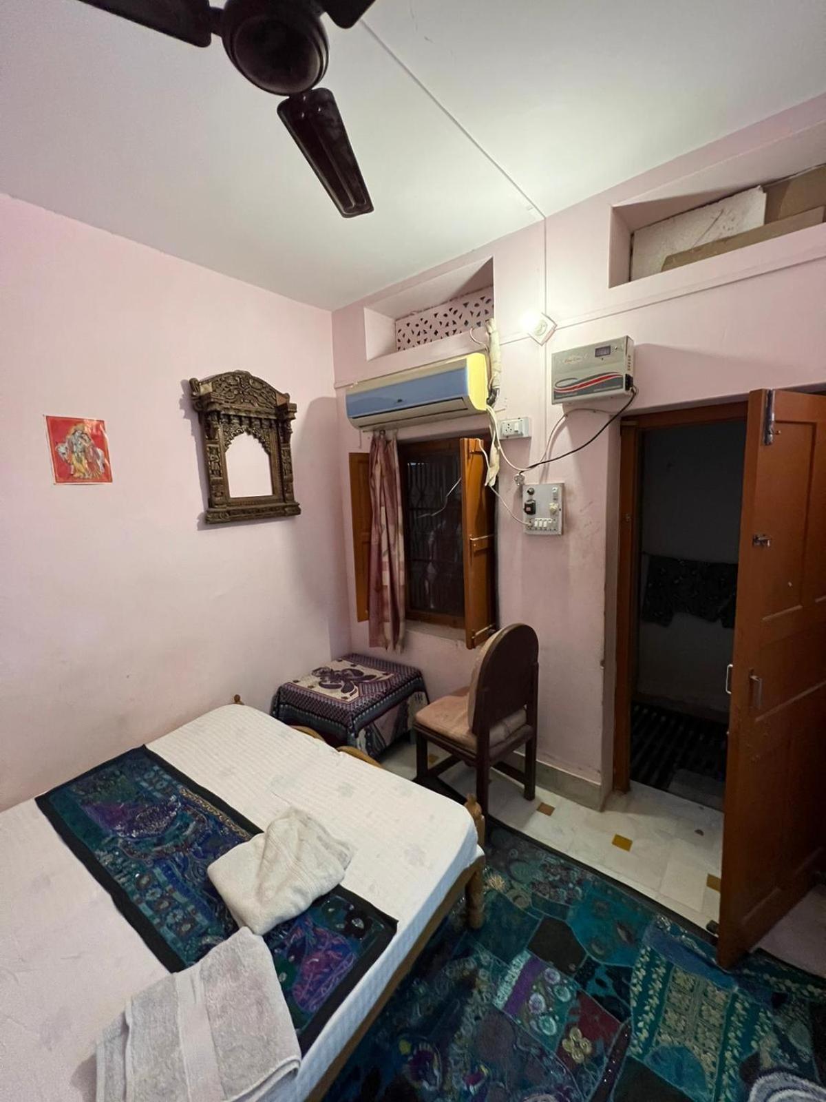 Hostel Marigold Home Stay جيلسامر الغرفة الصورة