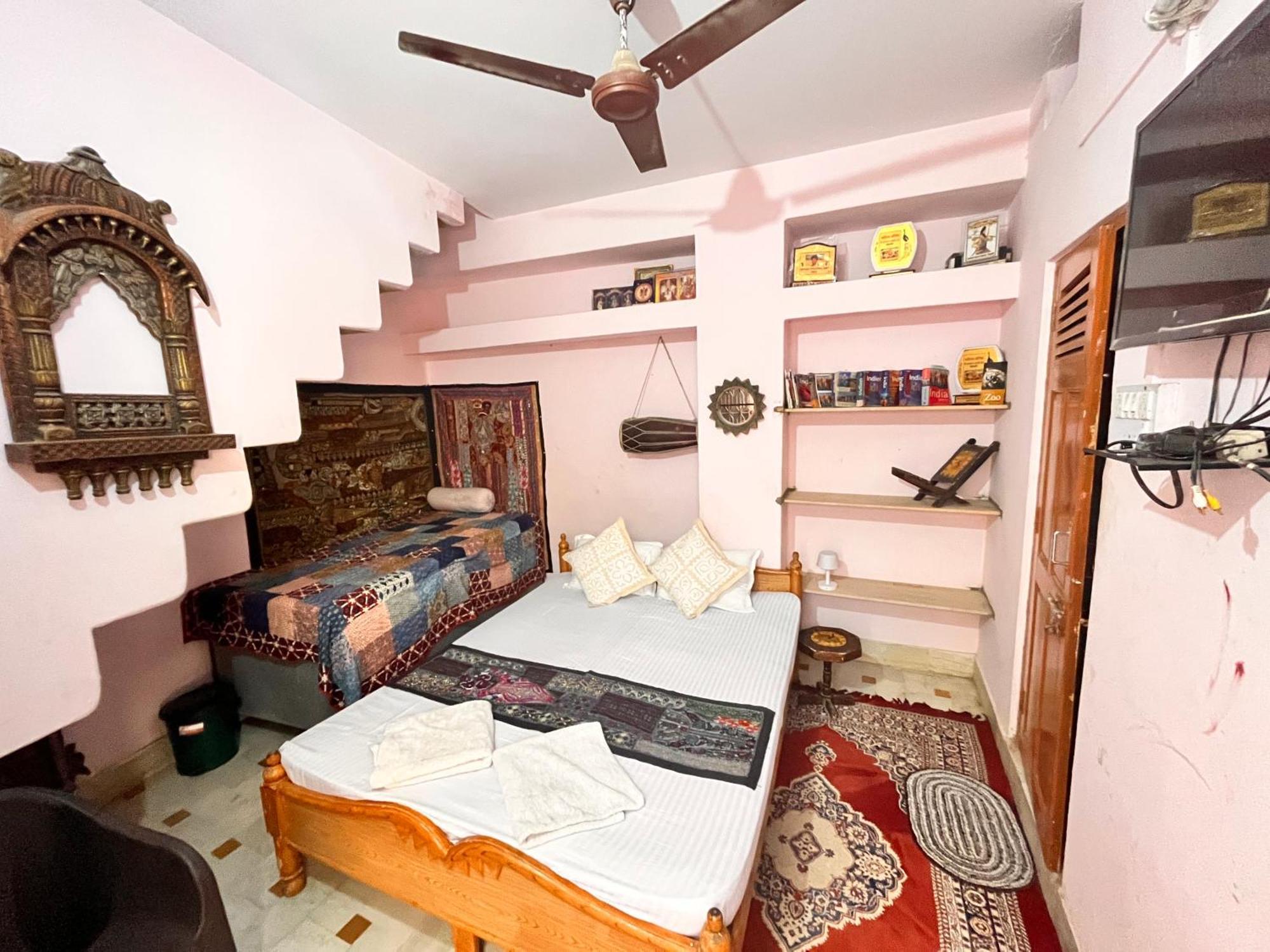 Hostel Marigold Home Stay جيلسامر المظهر الخارجي الصورة
